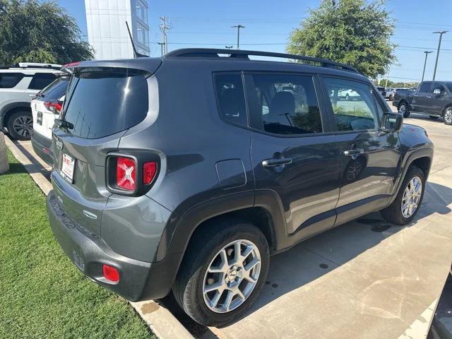 2022 Jeep Renegade Latitude 4x4