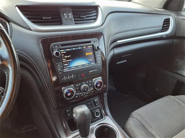2017 Chevrolet Traverse 2LT