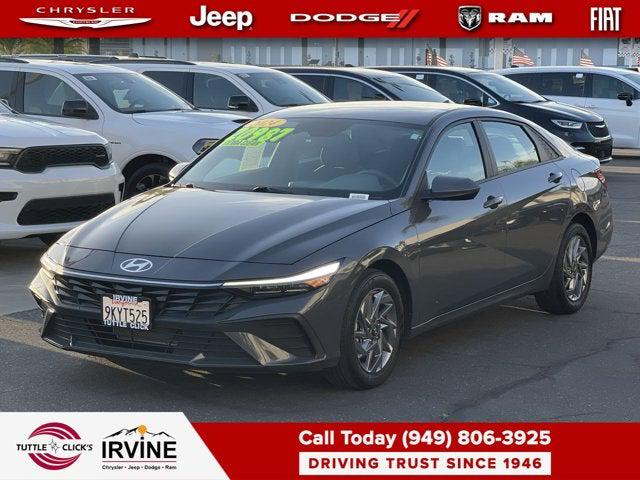 2024 Hyundai Elantra SEL 2024 Hyundai Elantra SEL