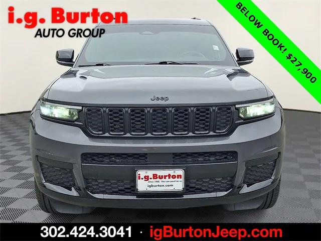2022 Jeep Grand Cherokee L Altitude 4x4 2022 Jeep Grand Cherokee L Altitude 4x4