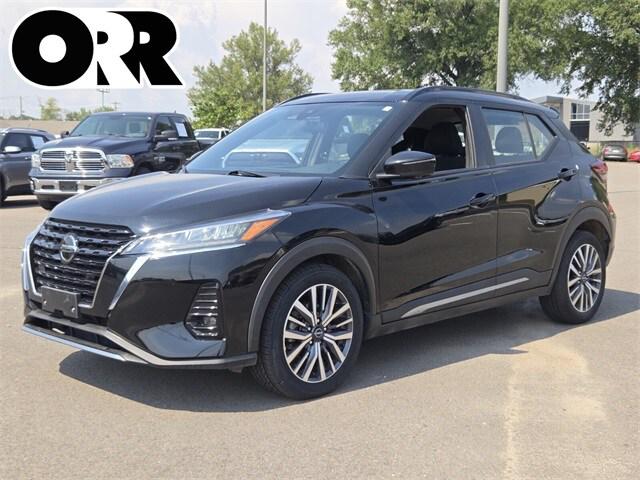 2024 Nissan Kicks SR Xtronic CVT