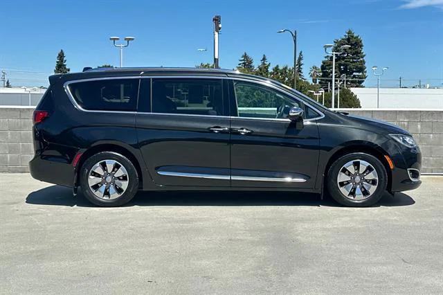 2018 Chrysler Pacifica Hybrid Limited