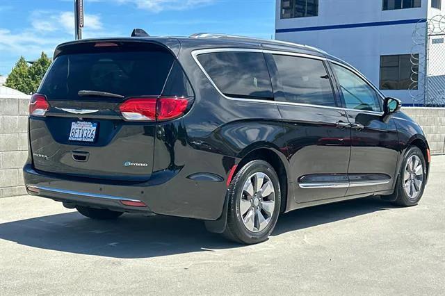 2018 Chrysler Pacifica Hybrid Limited