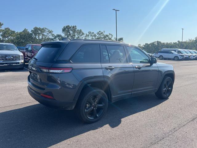 2024 Jeep Grand Cherokee Altitude 4x2