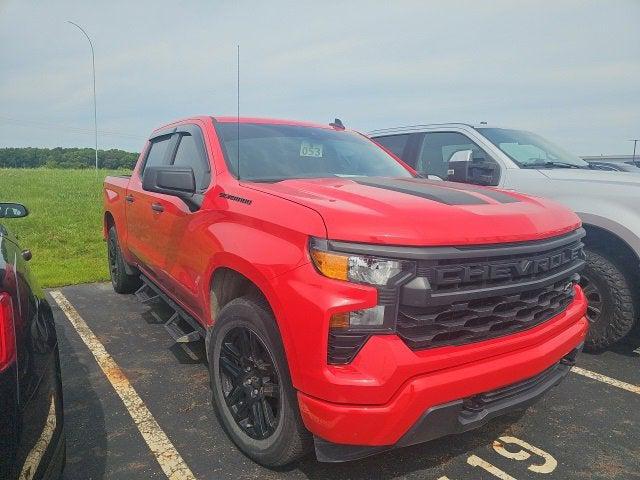 2023 Chevrolet Silverado 1500 4WD Crew Cab Short Bed Custom