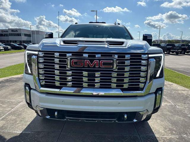2024 GMC Sierra 2500HD 4WD Crew Cab Standard Bed Denali
