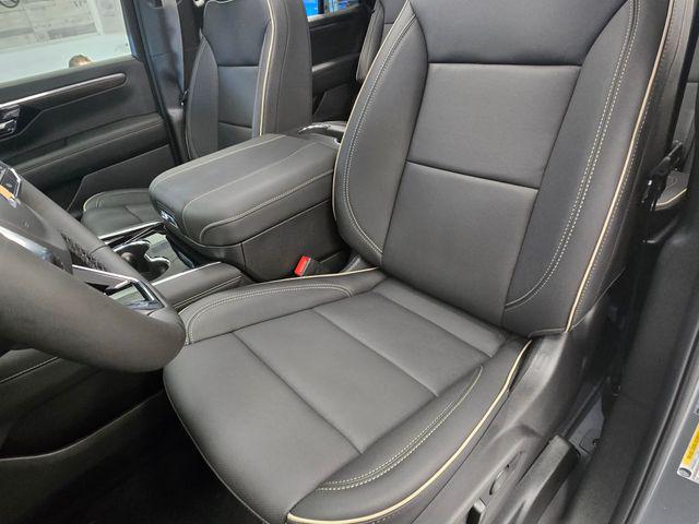 2025 Chevrolet Tahoe 4WD Premier