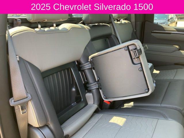 2025 Chevrolet Silverado 1500 4WD Crew Cab Short Bed ZR2
