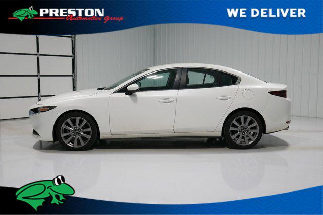 2021 Mazda Mazda3 Select