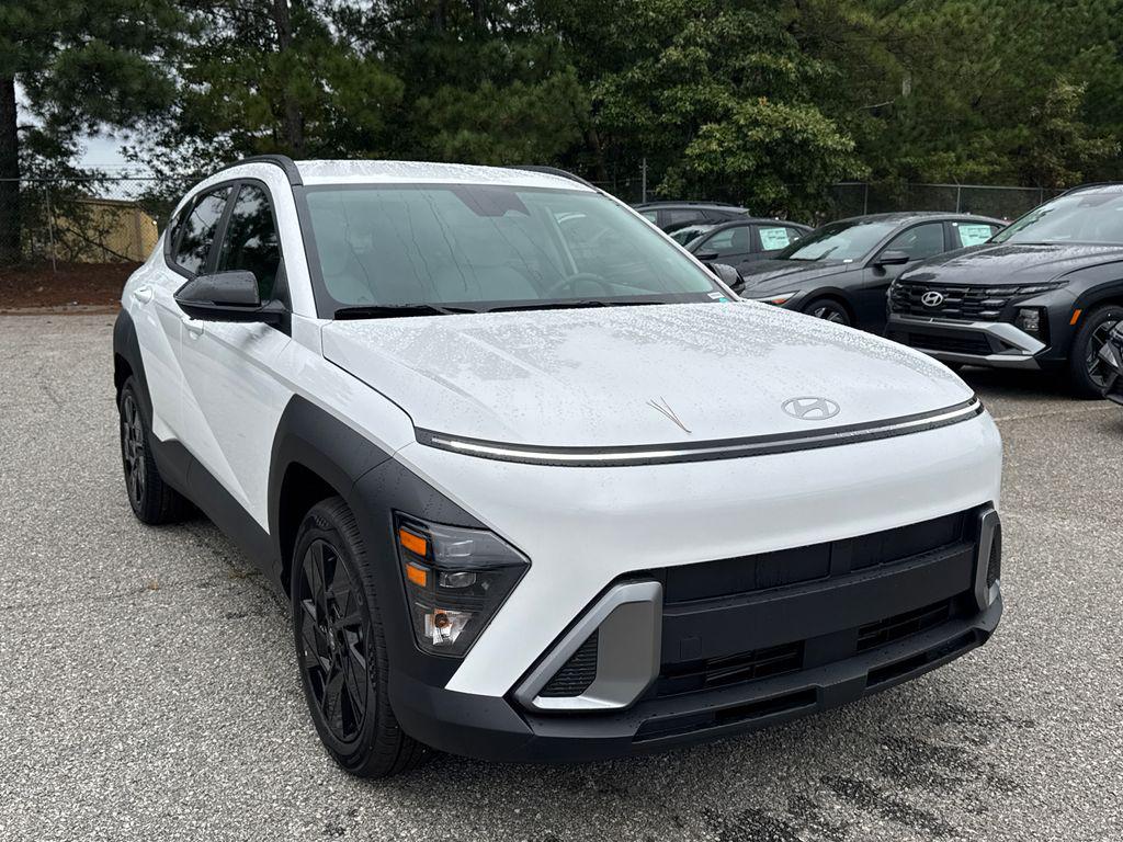 New 2026 White HYUNDAI SEL Sport FWD image 8