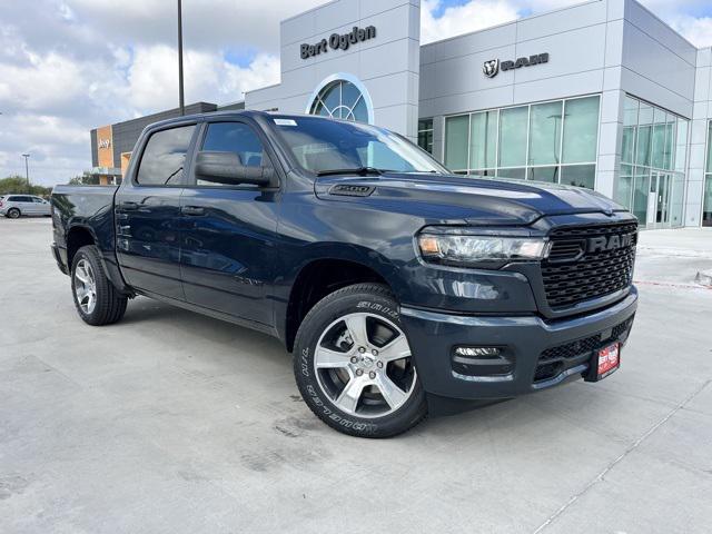 2026 RAM Ram 1500 RAM 1500 EXPRESS CREW CAB 4X2 57 BOX 2026 RAM Ram 1500 RAM 1500 EXPRESS CREW CAB 4X2 57 BOX