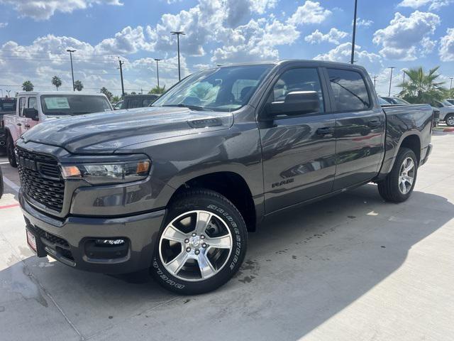 2026 RAM Ram 1500 RAM 1500 EXPRESS CREW CAB 4X2 57 BOX