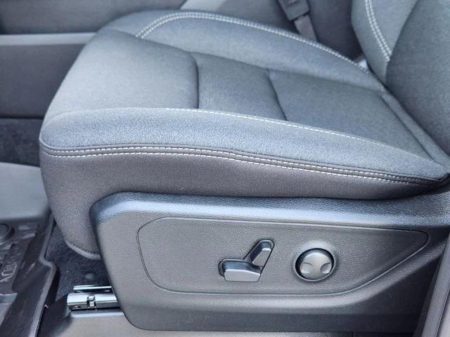 2026 Ram 1500 Big Horn Crew Cab 4x2 5'7" Box