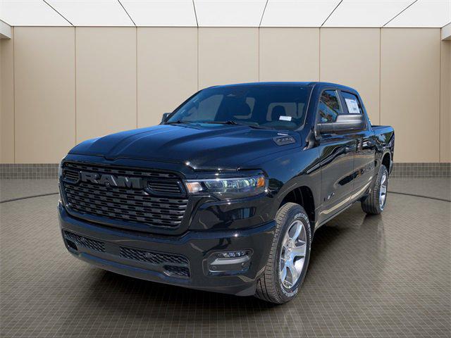 2026 RAM Ram 1500 RAM 1500 EXPRESS CREW CAB 4X2 57 BOX