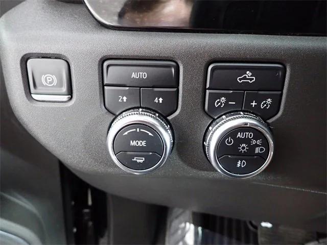 2023 GMC Sierra 1500 4WD Crew Cab Short Box Elevation with 3SB