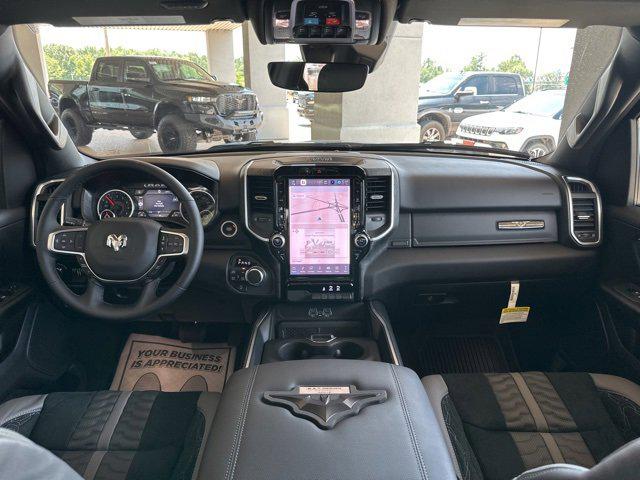 2025 Ram 1500 Big Horn Crew Cab 4x4 5'7" Box