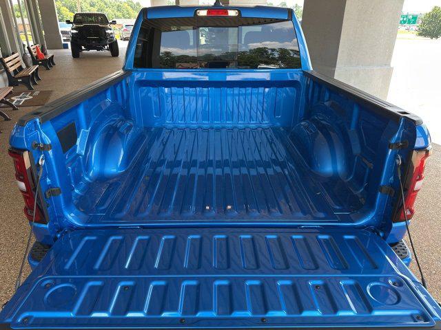 2025 Ram 1500 Big Horn Crew Cab 4x4 5'7" Box