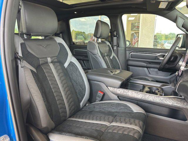 2025 Ram 1500 Big Horn Crew Cab 4x4 5'7" Box