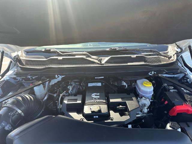 2022 Ram 3500 Big Horn Regular Cab 4x4 8' Box