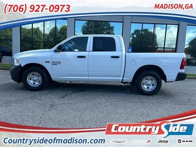 2022 RAM 1500 Classic Tradesman Crew Cab 4x2 57 Box 2022 RAM 1500 Classic Tradesman Crew Cab 4x2 57 Box