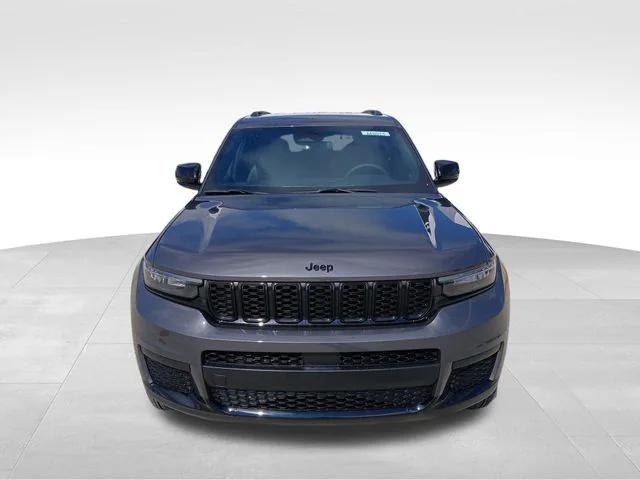 2024 Jeep Grand Cherokee L Altitude 4x4