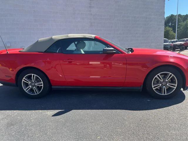 2012 Ford Mustang V6 Premium