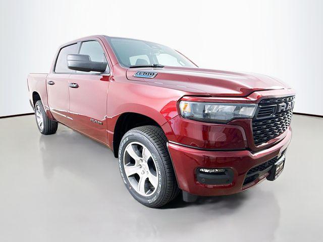 2025 RAM Ram 1500 RAM 1500 TRADESMAN CREW CAB 4X4 57 BOX
