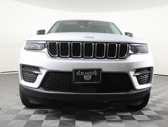 2023 Jeep Grand Cherokee Laredo 4x4