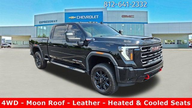 2025 GMC Sierra 2500HD 4WD Crew Cab Standard Bed AT4