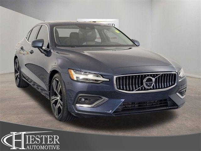 2022 Volvo S60 B5 Inscription