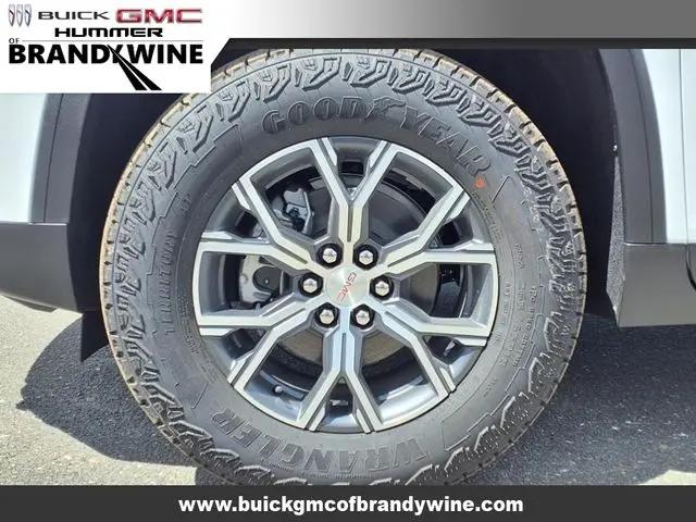 2026 GMC Acadia AWD AT4