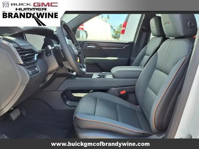 2026 GMC Acadia AWD AT4