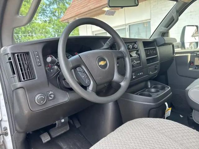 2025 Chevrolet Express Cutaway Work Van