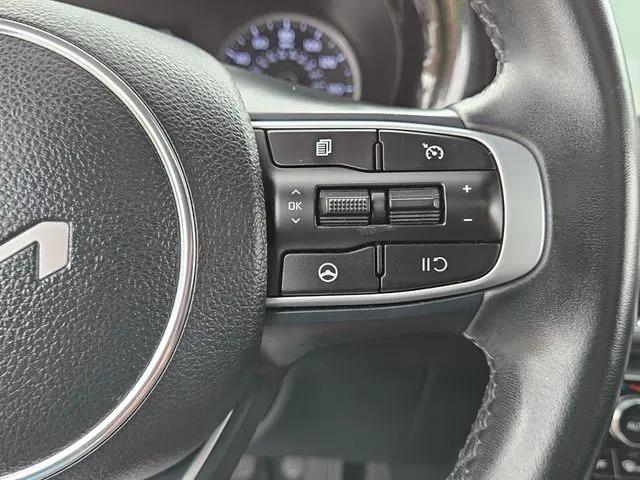 2023 Kia K5 EX