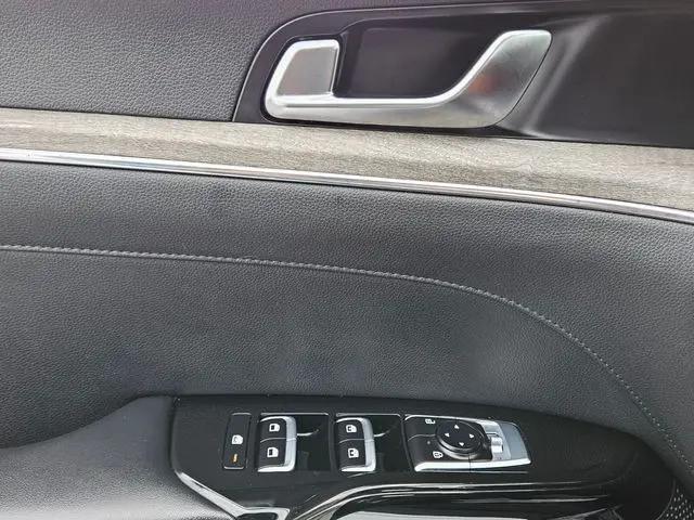 2023 Kia K5 EX