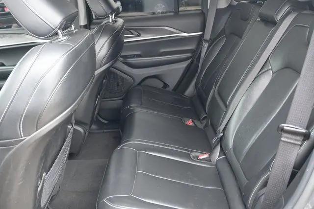 2023 Jeep Grand Cherokee Limited 4x2