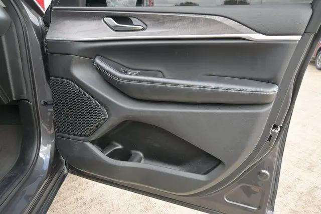 2023 Jeep Grand Cherokee Limited 4x2