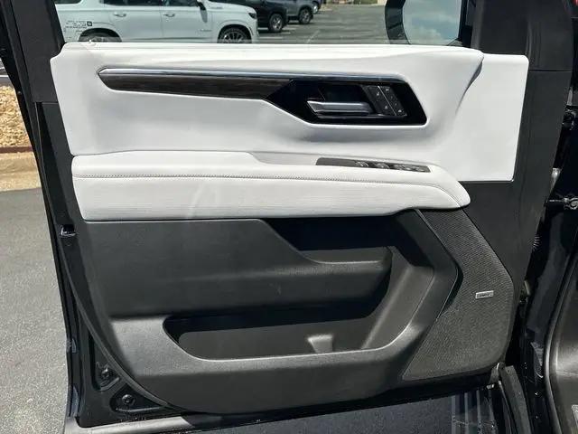 2025 Chevrolet Tahoe 2WD Premier
