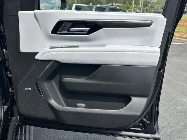 2025 Chevrolet Tahoe 2WD Premier