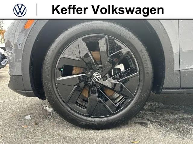2025 Volkswagen ID.4 Pro S Plus