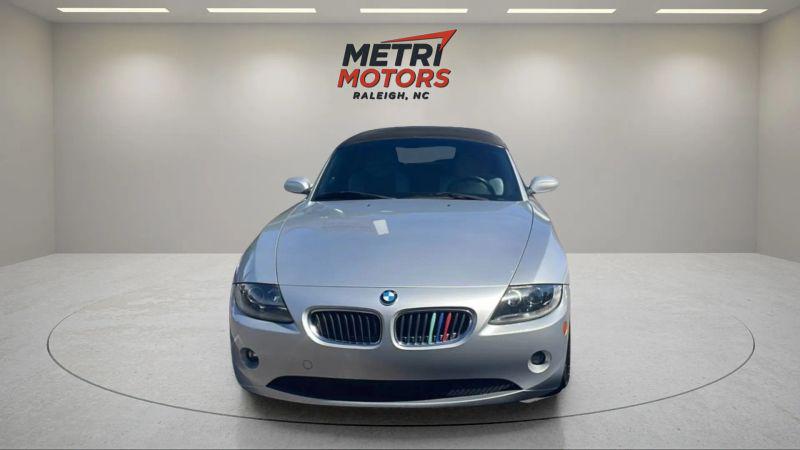 2005 BMW Z4 2.5i