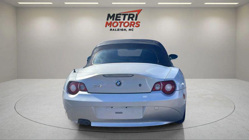 2005 BMW Z4 2.5i