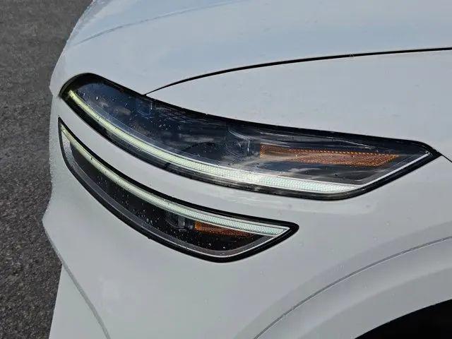 2022 Genesis GV70 2.5T AWD