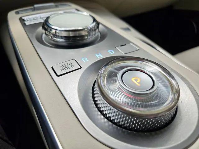 2022 Genesis GV70 2.5T AWD