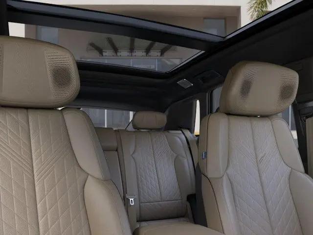 2026 Cadillac iQ V-Series w/1SM