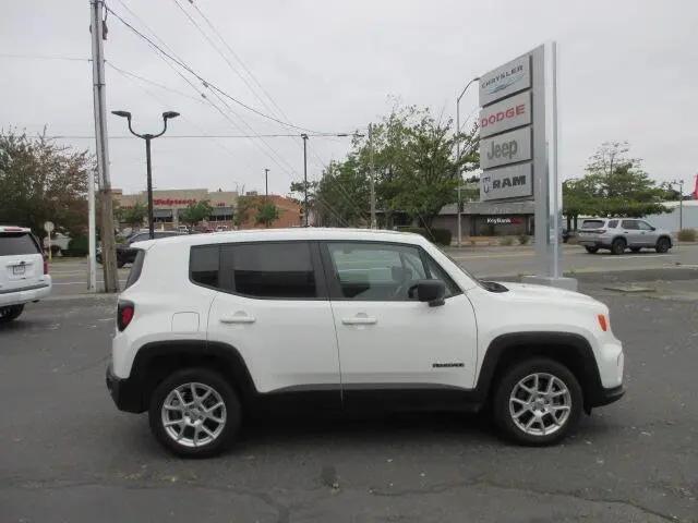 2023 Jeep Renegade Latitude 4x4