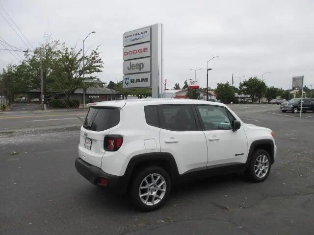 2023 Jeep Renegade Latitude 4x4