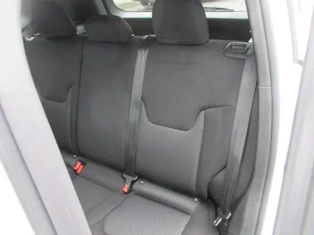 2023 Jeep Renegade Latitude 4x4