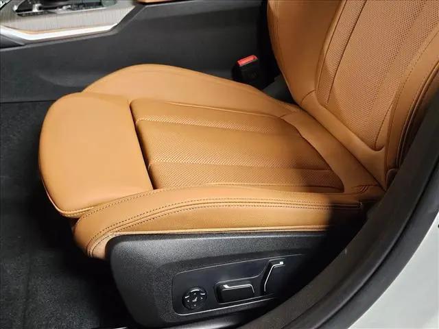 2025 BMW 3 Series 330i xDrive Sedan