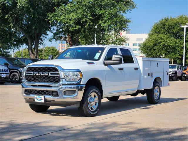 2023 RAM 3500 Tradesman Crew Cab 4x4 8 Box